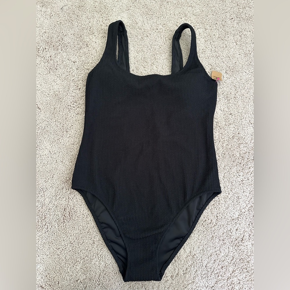 Victoria’s Secret Crinkle Scoop One-Piece Swimsuit